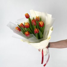 Букет из 9 тюльпанов