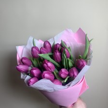 Букет из 17 тюльпанов (цвет из имеющихся)