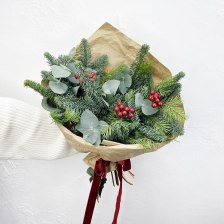 Новогодний букет из нобилиса, пихты и декора