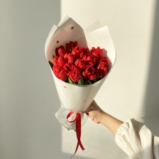 Букет из 15 тюльпанов