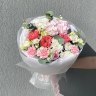 Букет из гортензии, хризантем и роз